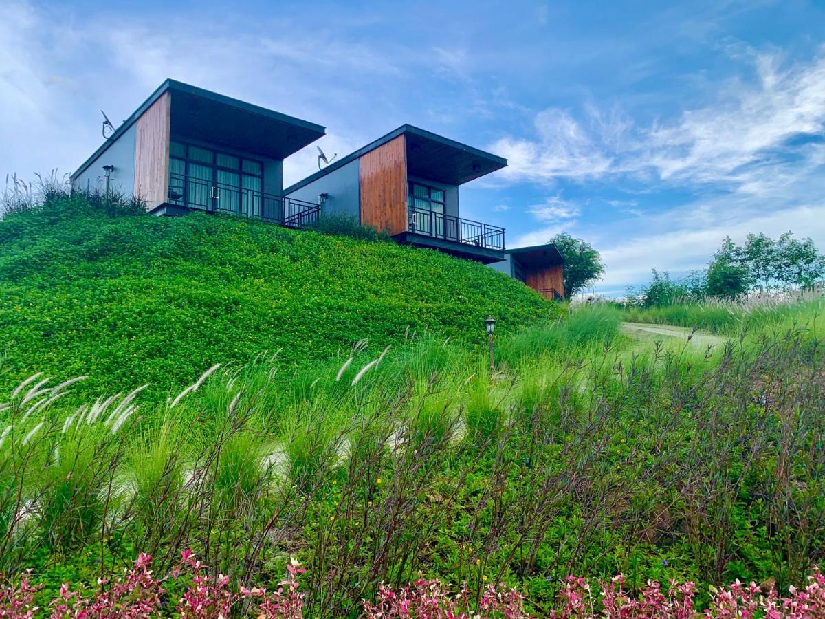 The Sunnery Ville Lom Kao Exterior foto